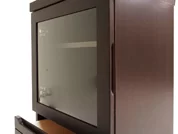 扉はガラス扉仕様で赤外線もばっちり通します(画像は幅48キャビネットWODB色)