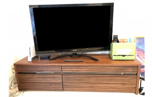 大川家具の無垢テレビボード設置事例