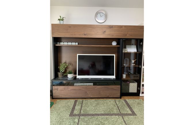 大川家具のテレビボードとラグとのコーディネート(トレッサ横浜)