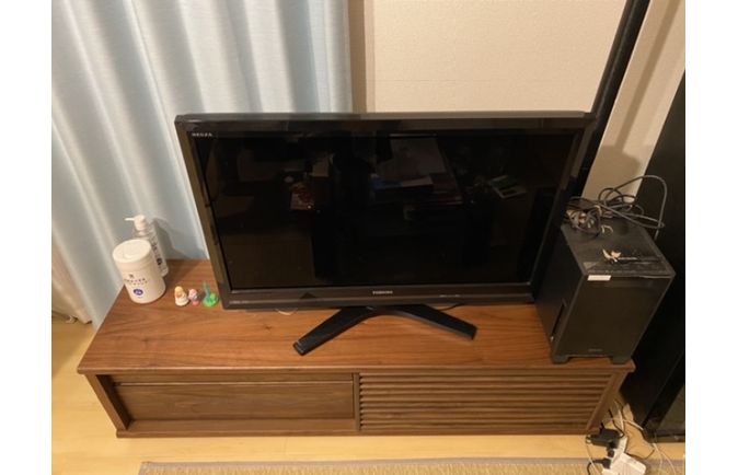 文京区A.N様の無垢テレビボードの設置事例