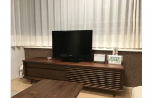 大川家具のテレビボードとセンターテーブル(ルームズ大正堂)