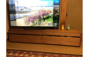 久慈市N.K様のブラックチェリー色の無垢テレビボード(ナナオ八戸)