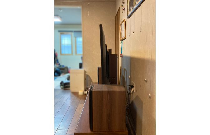 大川家具のテレビボード「ソリド」の設置事例