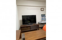 大川家具のテレビボードとリビングテーブルとカーペット