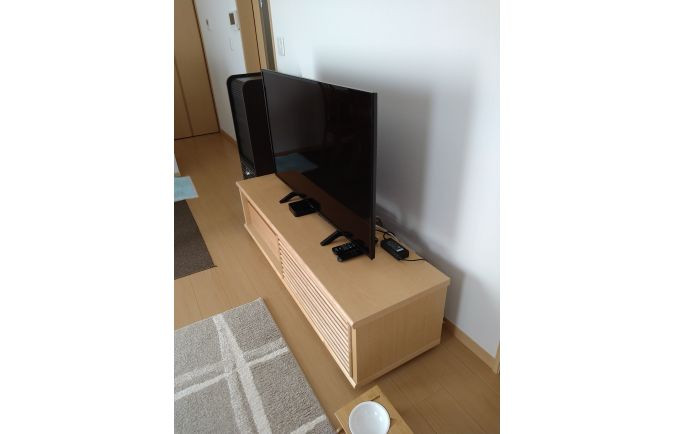 ナチュラルな雰囲気のリビングにマッチした大川家具のテレビボード