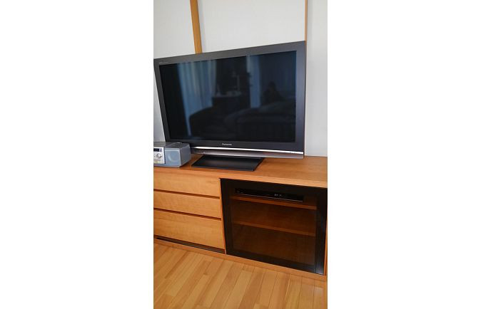 岐阜市 A.M様の天然木テレビボードの設置事例