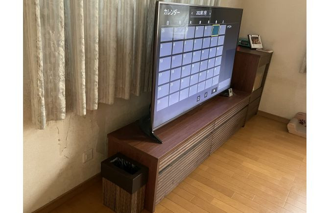 茅ヶ崎市K.I様の無垢テレビボードと小型キャビネット